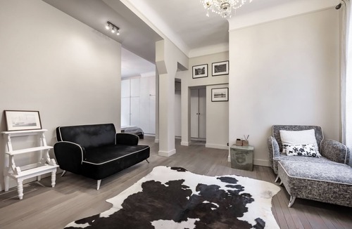 Ternes House | Maison de Luxe Service VIP - Nadia Comaneci