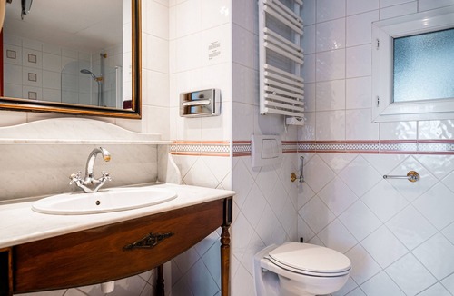 Batignolles Hotel | Maison Eugenie