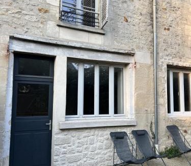 Senlis House | Maison Le Clos des Cerfs by La Boîte En Plus