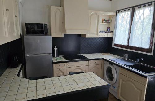 Chelles House | Maison Paris, Vallée Village, Disney & Astérix
