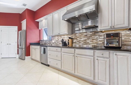 Shoreline Park House | Majestic Waterfront home with so much to offer!