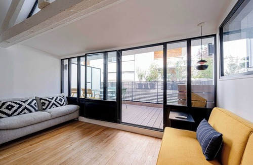 Quartier Saint-Ambroise Apartment | Marais Area - Outdoor patio - A/C - 2BDR