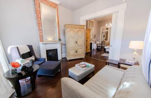 Seventh Ward House | Marais Victorian - Steps to French Qtr