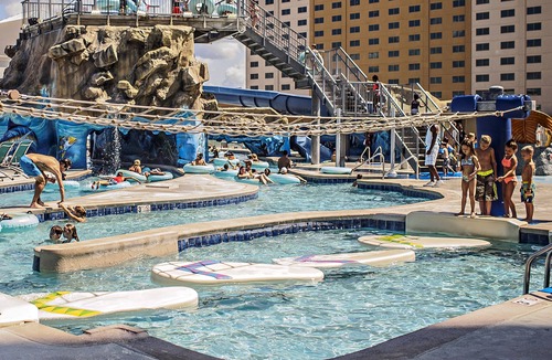 East Biloxi Hotel | Margaritaville Resort Biloxi
