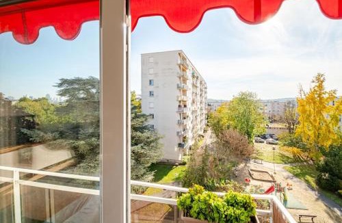 Rueil-Malmaison Apartment | Maria’s place