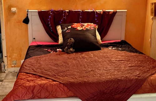 Suresnes Bed & Breakfast | Mas des Vignes hacienda B&B - Maison- gates of Paris -Suresnes- Bois de Boulogne