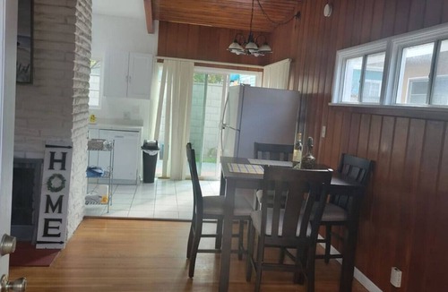 East Manhattan Beach Apartment | MB Gem 2 - 1.3Miles To Beach, Close To LAX & Park