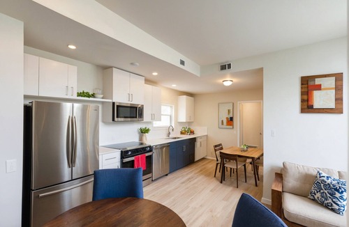 Melrose Apartment | Melrose Rooftop Boutique Residences