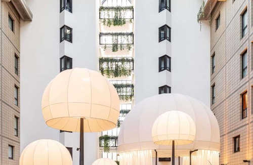 Vanves Hotel | Mercure Paris Porte De Versailles Expo
