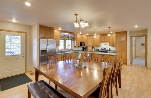 Hill City Cabin | Mickelson Trail Access! Black Hills Group Lodge