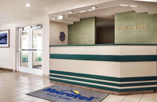 Lodi Hotel | Microtel Inn & Suites Lodi