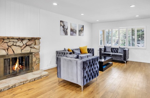 Northridge House | Mid-Century Modern Villa
