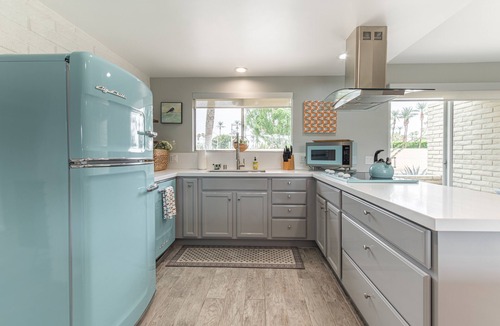Desert Horizons Condo | Mid Century, Quiet Gated Community. Tennis, Pickleball, Pools, Spa, Pets, Garage