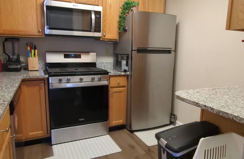 Germantown Condo | Mid-Term Rental Furnished 2BR/2BA Condo in Germantown, MD