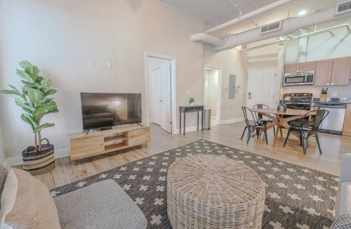 Boston Financial District Apartment | Milk153-2C-2/2 · Airy 2BR | Fidi Boston | Walk anywhere!