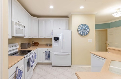 Sunset Island House | Mini Weeks Stays Available Sunset Island 6 Hidden Cove Way, Unit 3B