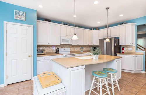Sunset Island House | Mini Weeks Stays Available Sunset Island 4 Corner Store Lane