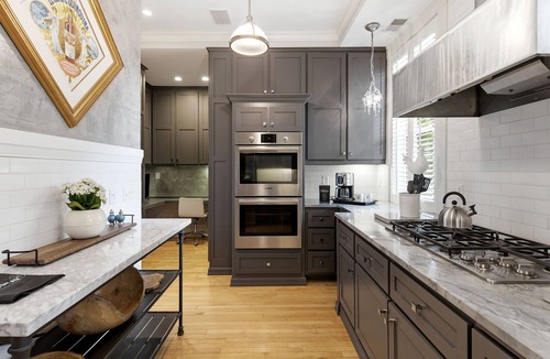 Downtown Minneapolis House | MINNeSTAY* Villa Bella