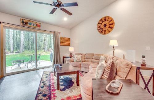 Arbor Vitae House | Mins to Woodruff Lakes: Pet-Friendly Cabin!