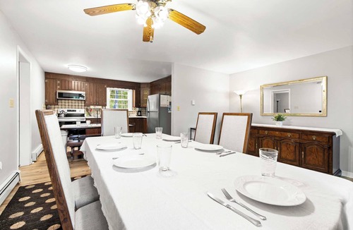 North Eastham House | Minutes to Bayside Beaches, Dogs Welcome!