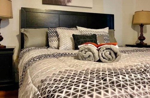Mission Hills House | Mission Hills -Central Coast Wine Country Getaway