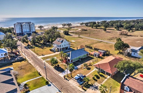 Long Beach House | Mississippi Gulf Coast Vacation Home Rental!