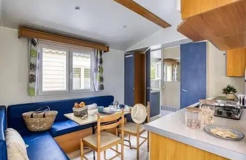 Nesles-la-Vallee House | Mobile Home for 4 People