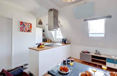 Madeleine Apartment | Modern 1-Bedroom by Champs Elysees - Arc de Triomphe