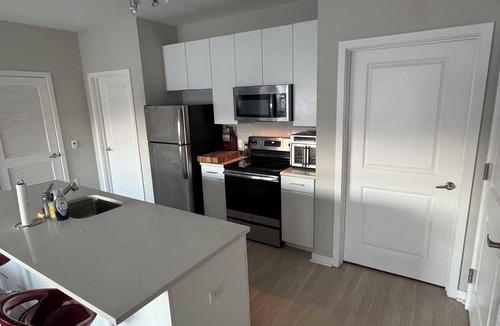 University Park Apartment | Modern 2BR/2BTH near DC; Walk to Mall, Shops & Metro!