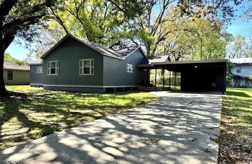 Mid City North House | Modern 3BR/2BA Home Near LSU Fast WiFi Sleeps 6 DT Baton Rouge