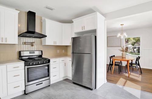 Mobile House | Modern 3BR Near Downtown | Perfect for Nurses
