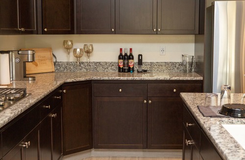 Clovis House | Modern 4BR Clovis Retreat w/Workspaces, Game Room & Yard—Near Nat’l Parks