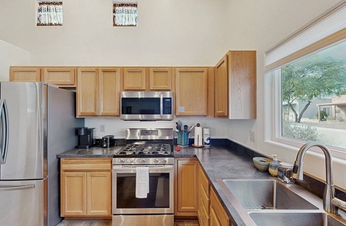 Civano House | Modern adobe home with a community pool, washer/dryer - snowbirds welcome!