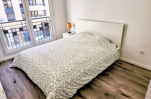 Saint-Ouen Apartment | Modern apartment with balcony - Near Paris
