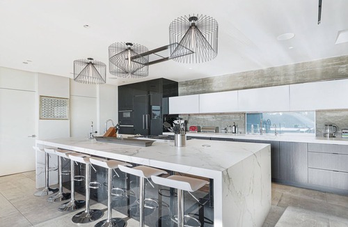 Bel Air House | Modern Bel Air Estate | 5 Bd | 7 Ba | 6,112 sqft | Pool | Views