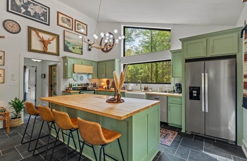 Tylertown House | Modern Cabin on Clear Creek | Forest | Sandbars
