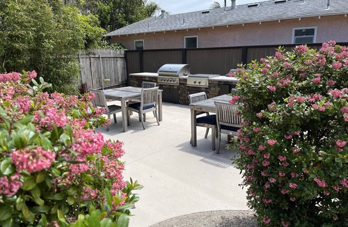 Downtown Cottage | modern cottage with yard and play area and parking in downtown Pismo!