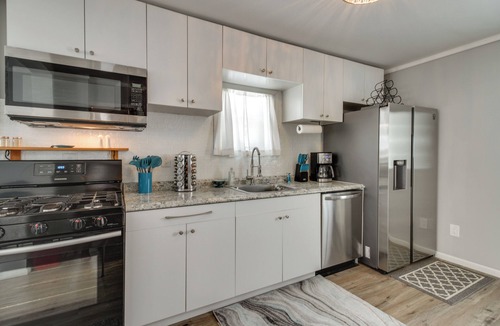 Crosby House | Modern Crosby Retreat < 1 Mi to Serpent Lake!