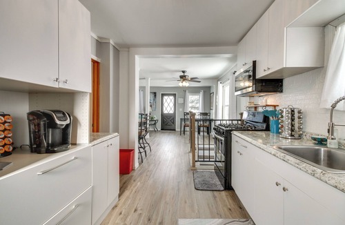 Crosby House | Modern Crosby Retreat < 1 Mi to Serpent Lake!
