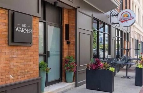 Downtown Wilmington Apartment | Modern Downtown 1BR | Free Garage Parking + Workspace