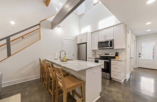 Lafayette Condo | Modern, King Bed, Patio, Central Lafayette