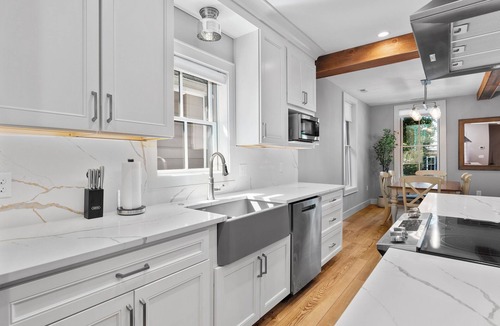 Chestertown Apartment | Modern Lux Upstairs apt in Chestertown/Family Friendly/Walk to Shops and Dining!