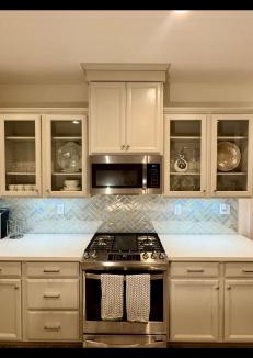 Nut Tree House | Modern Luxurious 3BR Retreat near Napa SAC SF