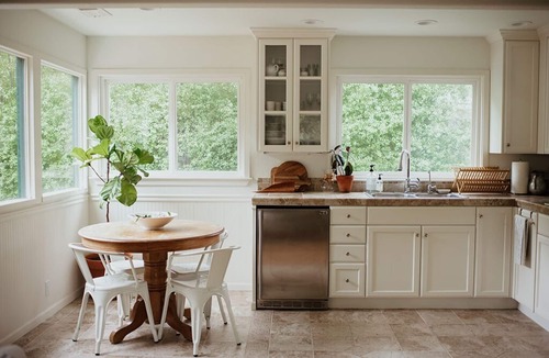 San Luis Obispo House | Modern ranch getaway in Avila Valley, moments from the beach and downtown SLO