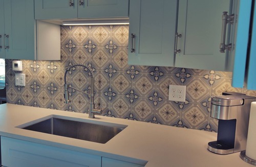 Wareham Center House | Modern Romantic Cottage on Mirror Cove
