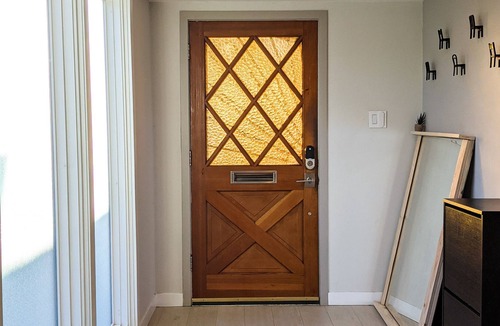 Torrance House | Modern Sanitized Family PetFriendly Torrance House