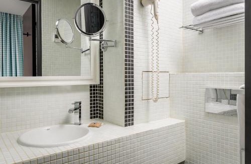 Quartier de la Plaine-de-Monceaux Hotel | Monceau Elysées