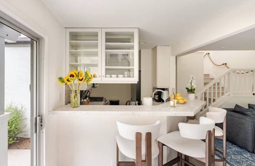 Montecito House | Montecito-Splendide Beachside retreat by Butterfly Beach and Rosewood Miramar.