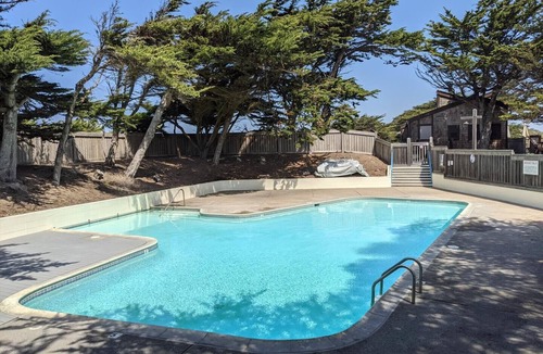 Castroville House | Monterey Dunes 294 - Moss Landing Townhome - A Mile of Beachfront!