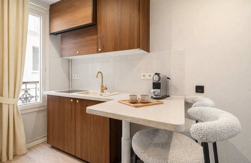 Plaisance Apartment | Montparnasse - Deluxe studio for couples